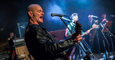 Robert Brylewski o trudnym losie muzyka: Nie idźcie moim śladem