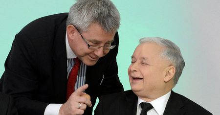 Co trzeci europoseł z PiS. Sondaż przed wyborami do PE