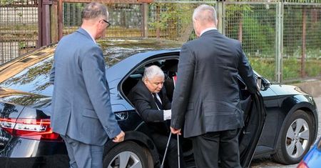 Kaczyński w szpitalu. Tajemnica stanu zdrowia prezesa