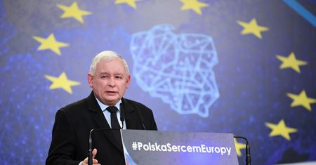 Konwencja PiS. Jarosław Kaczyński ostro o euro. Postawił warunek wprowadzenia wspólnej waluty