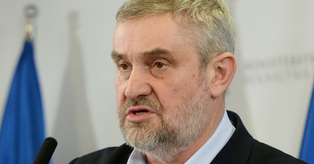 Koronawius w Polsce. Minister rolnictwa zapewnia, że żywności nie zabraknie