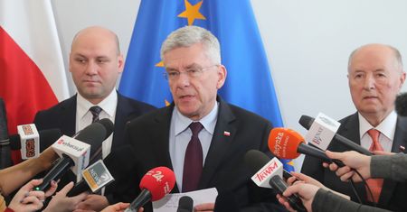Senat debatuje. Stanisław Karczewski: Zbigniew Ziobro przyjedzie na posiedzenie