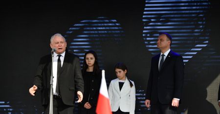 Nie mogli się powstrzymać. Kaczyński i Duda znowu wmieszali rocznicę w politykę