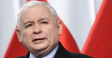 Marek Kuchciński i afera samolotowa. Marszałek rezygnuje z funkcji, prezes PiS komentuje