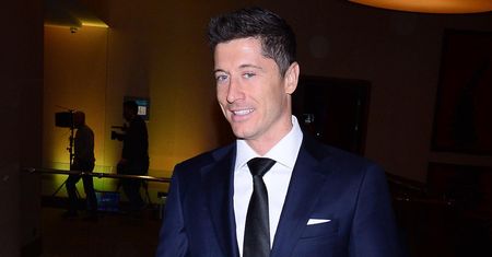 Robert Lewandowski ćwiczy z córką Klarą. "Trening rodzinny"