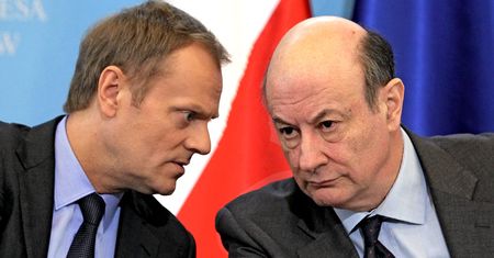 Wybory do Parlamentu Europejskiego. Tusk zrzuca pozory apolityczności. To złamanie reguł?