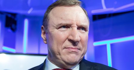Film Sekielskiego w TVP? Polacy: pokażcie go w końcu! [BADANIE]