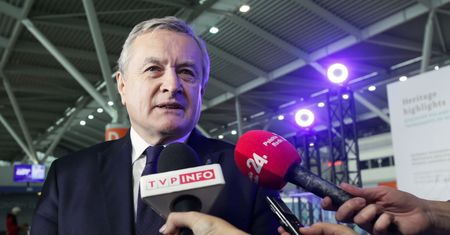 Minister Piotr Gliński o Oldze Tokarczuk. Zapewnił, że resort wspierał tłumaczenia jej książek