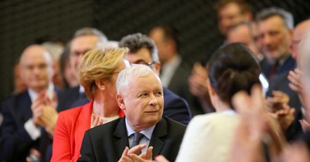 Kolejny sondaż, kolejne zwycięstwo. PiS z z 15 punktami przewagi nad PO