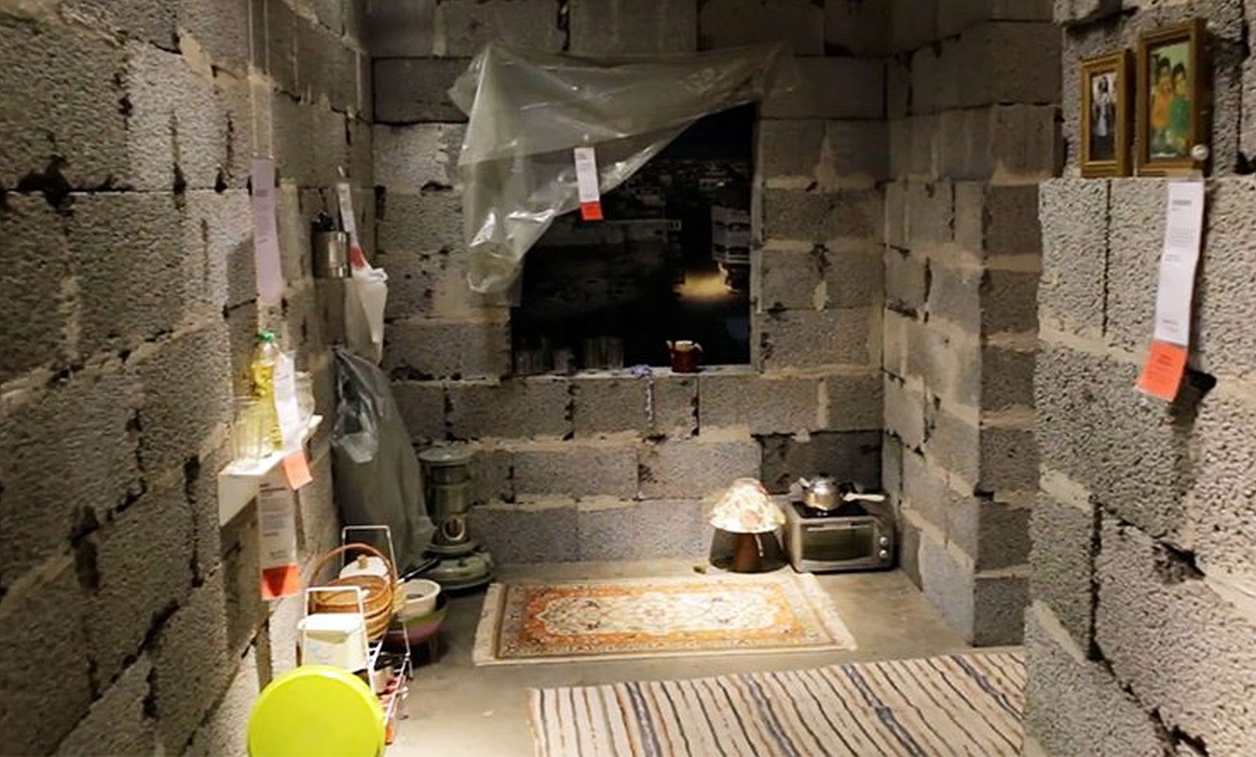 Szokująca instalacja Ikei. Pokazali typowy syryjski dom