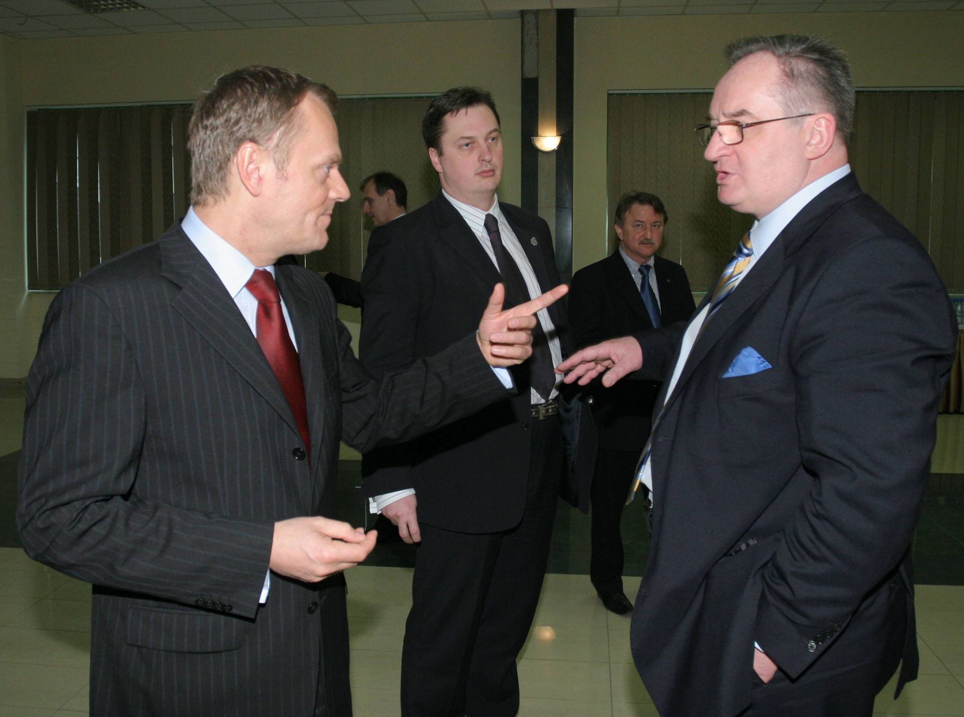 Od prawej: Jacek Saryusz-Wolski i Donald Tusk