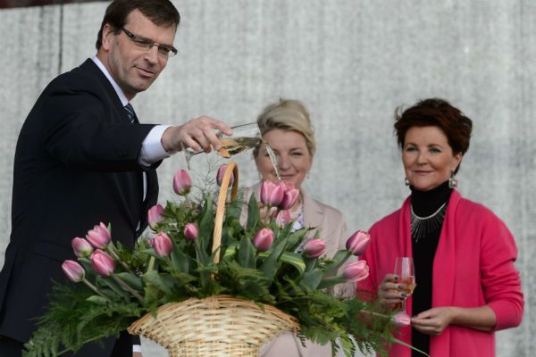 Jolanta Kwaśniewska na premierze tulipana "Aleksander Kwaśniewski"