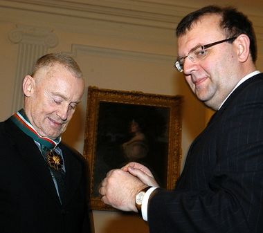 Daniel Olbrychski odznaczony złotym medalem Gloria Artis