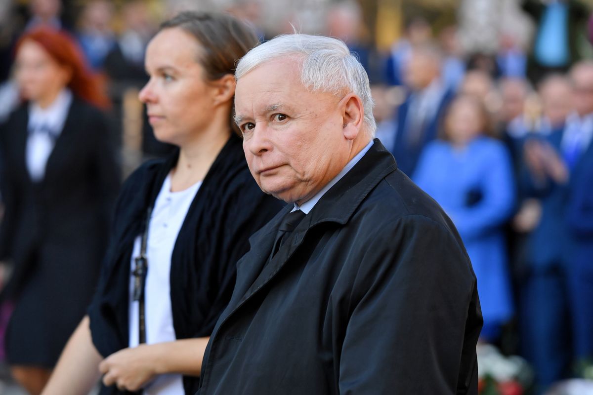Jarosław Kaczyński w szpitalu. Odwiedził go minister Łukasz Szumowski