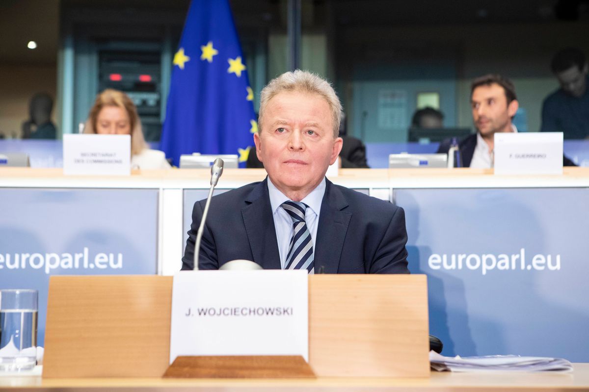 Kto za Wojciechowskiego do Komisji Europejskiej? Oficjalnie: nikt. Nieoficjalnie: są różne opcje