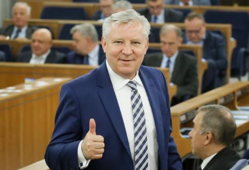 Zawieszony przez PiS senator Jan Dobrzyński ma 800 tys. zł długu. I kłopoty w partii