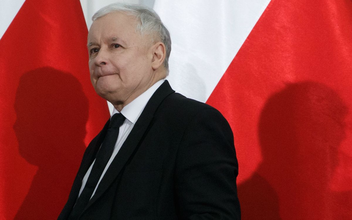 "Skarpet sam nie kupi" takiego ataku na Kaczyńskiego jeszcze nie było