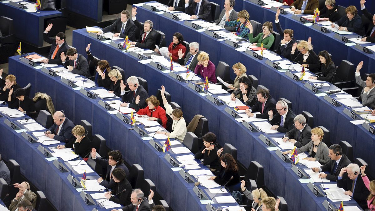 PiS i PO głosowali w większości przeciw