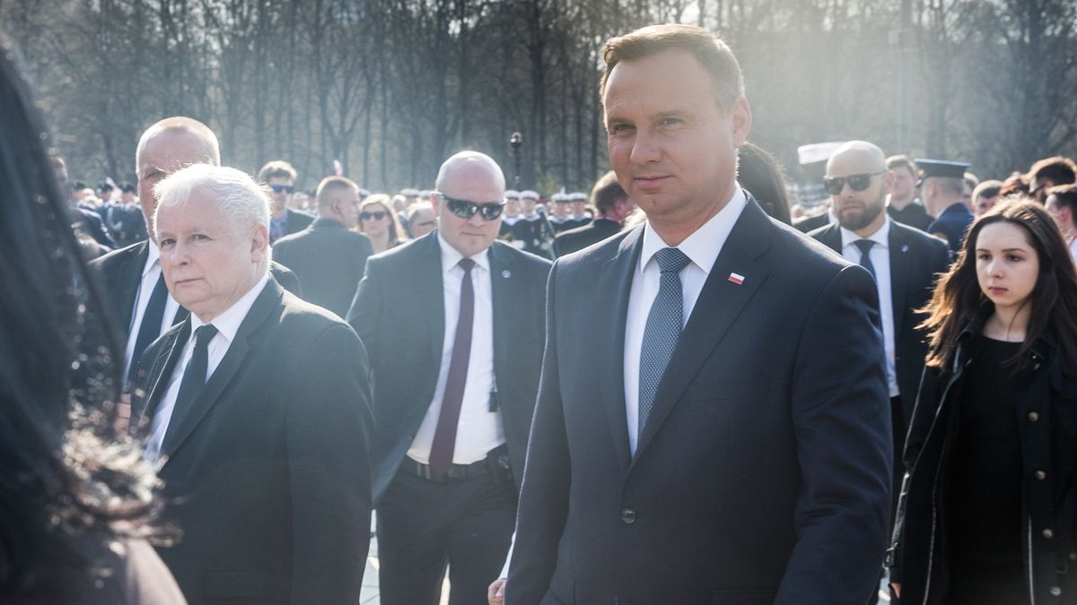 Przez krótki moment Andrzej Duda miał większe wpływy w TVP. Teraz jednak piłeczka jest po stronie Jarosława Kaczyńskiego
