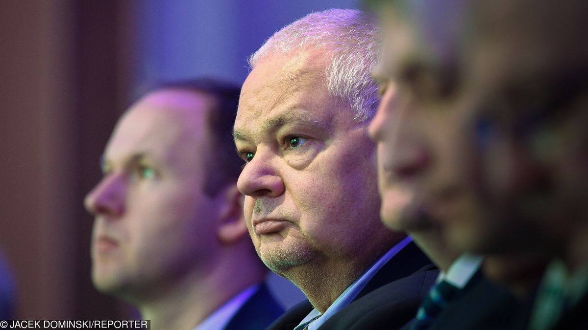 Adam Glapiński, szef NBP miał poprosić Marka Chrzanowskiego o to, by zorganizował spotkanie z Leszkiem Czarneckim. 