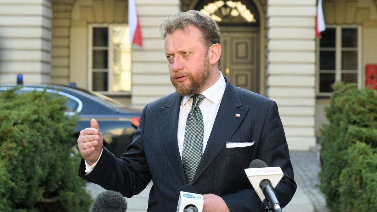 Lek wspomagający leczenie koronawirusa został rozesłany do szpitali - poinformował Łukasz Szumowski