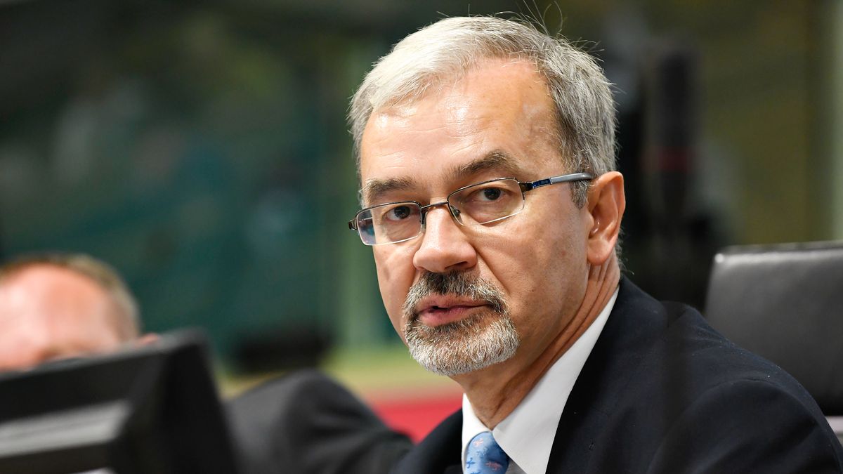 Jerzy Kwieciński wskazał, że rząd jest zainteresowany przyszłością aktywów mBanku.