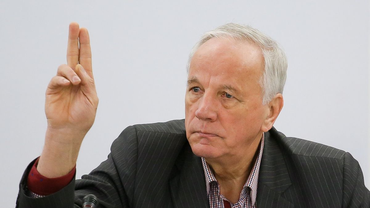 Jan Rulewski chciałby, aby dzieci niepełnosprawne traktowane były w bardziej korzystny sposób