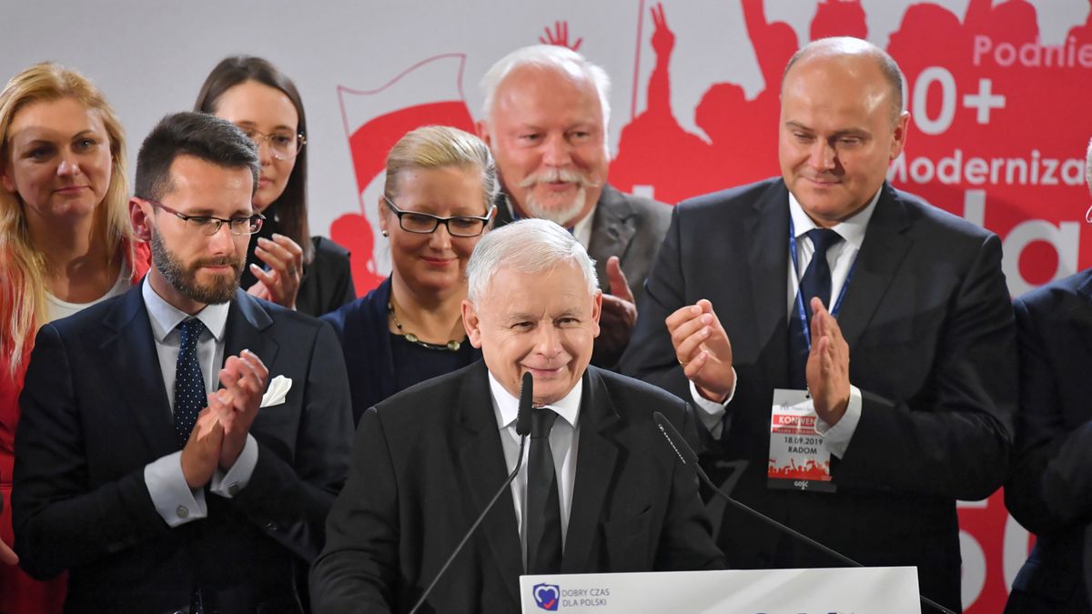 Jarosław Kaczyński powiedział w Radomiu, że Polska musi skończyć z byciem "zasobami taniej siły roboczej"