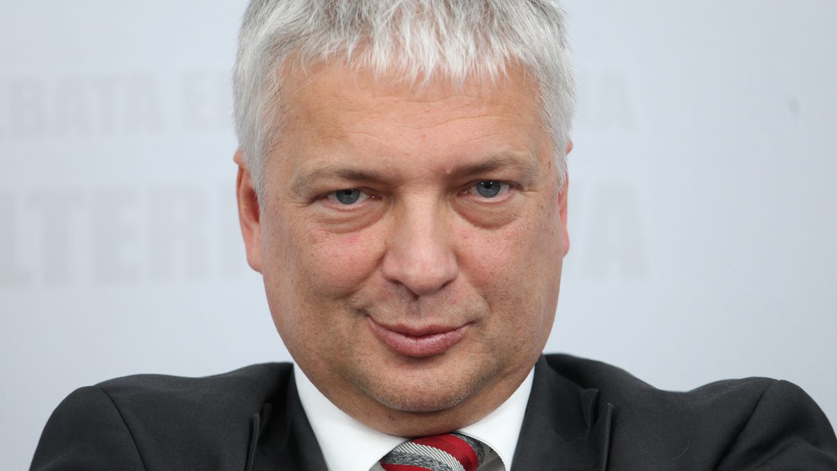 Robert Gwiazdowski jest profesorem prawa i wieloletnim komentatorem gospodarczym. Od niedawna także politykiem.