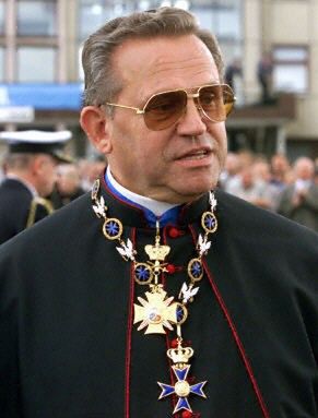 Watykan oficjalnie zwolnił ks. Jankowskiego