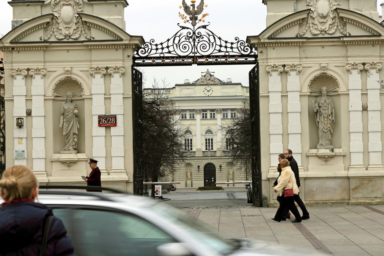 Nikt nie pożyczy tak tanio jak student. Bankowe kredyty studenckie po nowemu