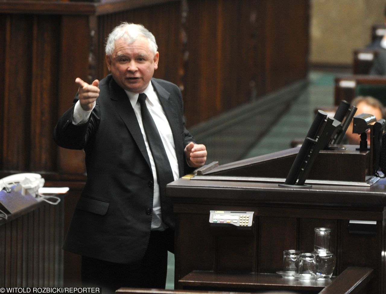 Jarosław Kaczyński mówił o "zdradzieckich mordach". Nie przyszedł na komisję etyki