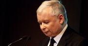 Jarosław Kaczyński oddał mu swoje miejsce w samolocie. "Tata się bardzo ucieszył"