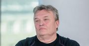 Nigdy nie komplementuje bliskich. Jakim jest ojcem?