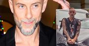 Nergal znowu szokuje. Muzyk pokazał swojego luksusowego mercedesa. Jego rejestracje wzbudzają kontrowersje