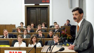 Minister Lech Nikolski podczas finału konkursu