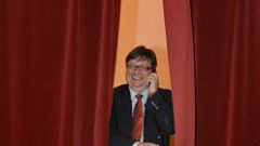 Wiceprezydent Warszawy Andrzej Urbański podczas przerwy w obradach