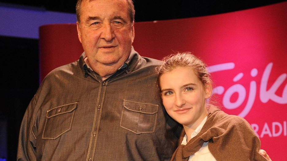 Trudno byłoby znaleźć drugą tak dobrą relację ojca z córką w polskim showbiznesie.