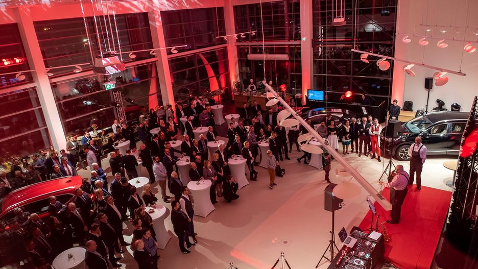 NOWA HONDA CR-V W NOWYM OBIEKCIE DEALERSKIM