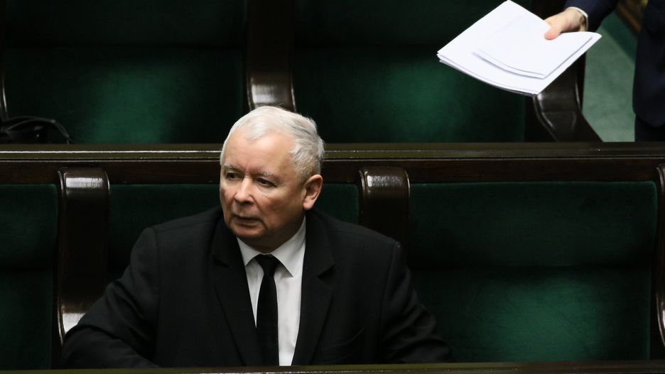 Nieoficjalnie mówi się, że PiS coraz bardziej boi się przegranej w wyborach