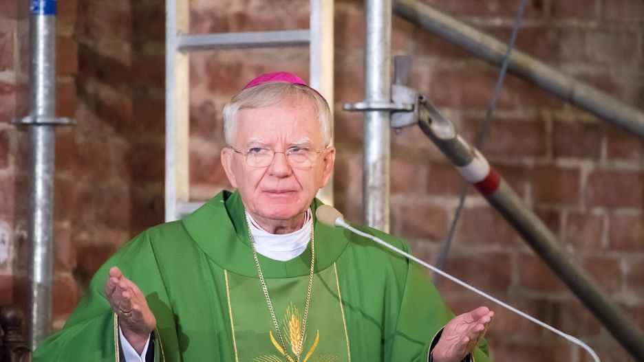Wciąż słychać echa kazania abp. Marka Jędraszewskiego o "tęczowej zarazie"