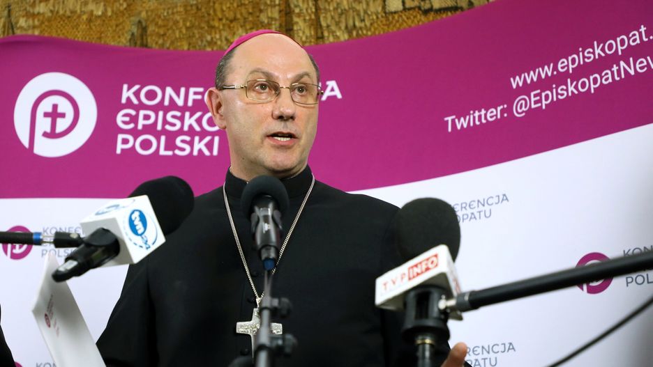 Nauczyciele piszą do Prymasa Polski.