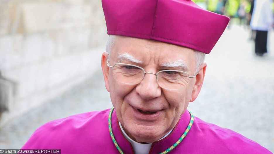 Abp Marek Jędraszewski broni swoich słów o "tęczowej zarazie"