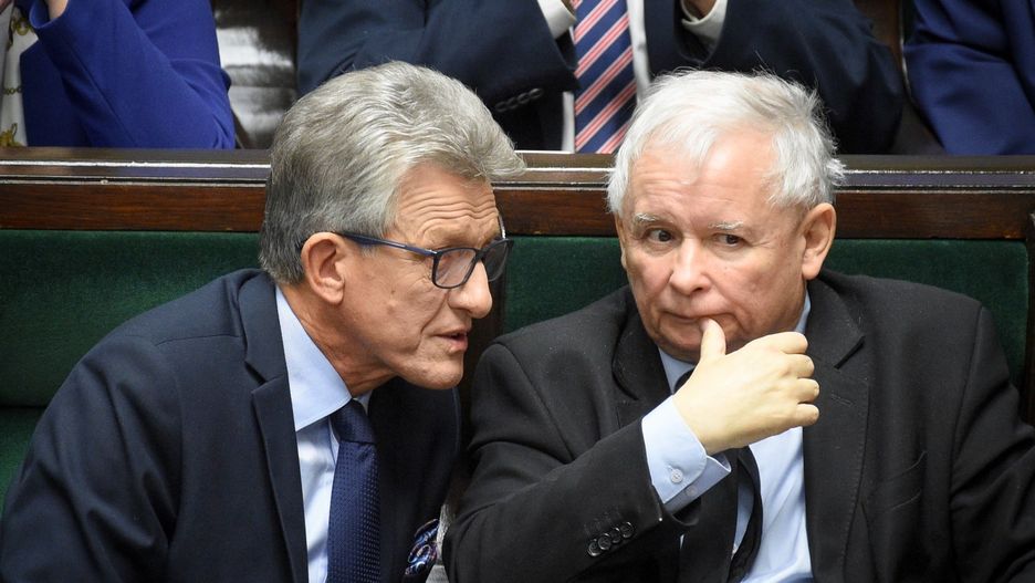 Stanisław Piotrowicz i Jarosław Kaczyński w Sejmie