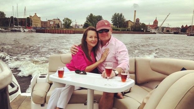 Narzeczona Dominika Tarczyńskiego Agnieszka Migoń zostanie prezydentem Kielc? Rozważa star w wyborach.