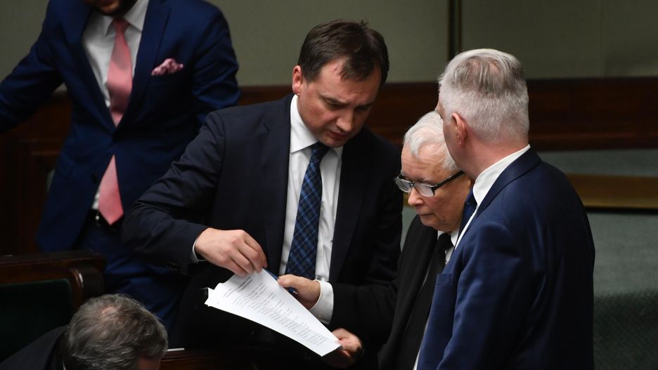 Politycy spotkają się przy ul. Nowogrodzkiej