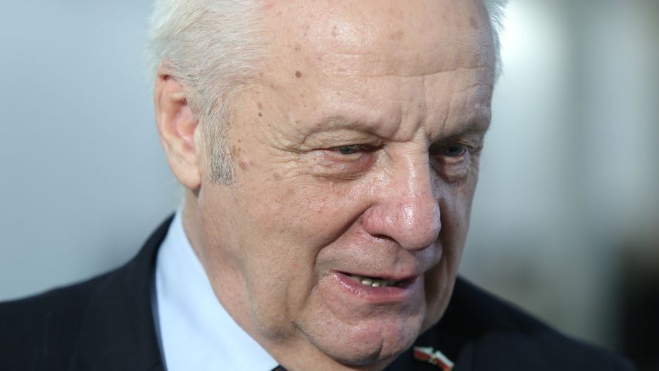 Poseł Stefan Niesiołowski zapewnia, że jest niewinny i sam zrzeknie się immunitetu