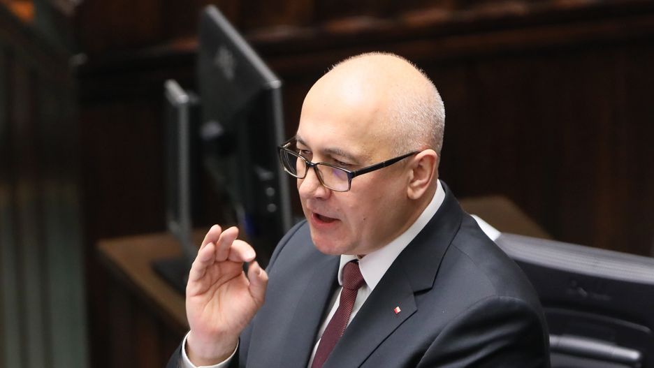 Szef MSWiA Joachim Brudziński informuje posłów o działalności skrajnych ugrupowań