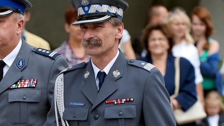 Byli i obecni policjanci pomagają Kazimierzowi Szwajcowskiemu zmagać się z rodzinnym nieszczęściem