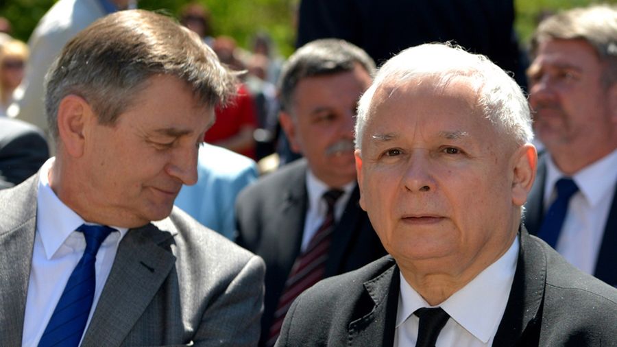 Jarosław Kaczyński i Marek Kuchciński w Strachocinie